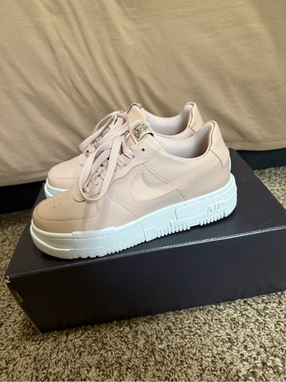 Women’s Nike Air Force 1 Pixel